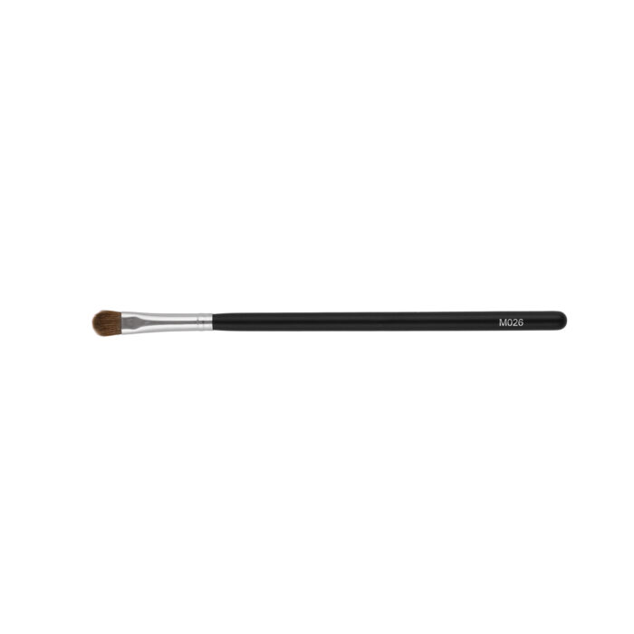 M026 Eyeshadow Application Brush - Image 1